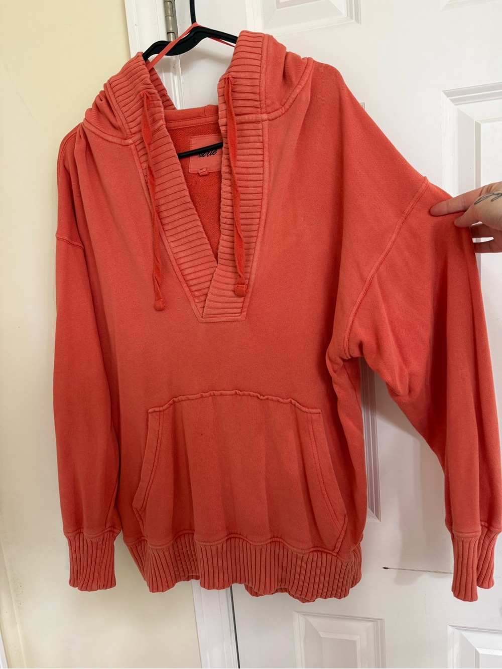 aerie Coral V‑Neck Hooded Pullover Sweatshirt